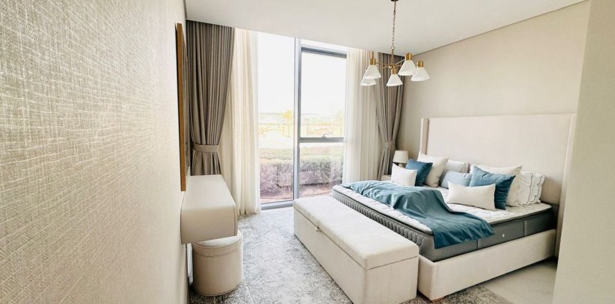 Apartment in Dubai 2 bedrooms, 143.3 sq.m. № 23146