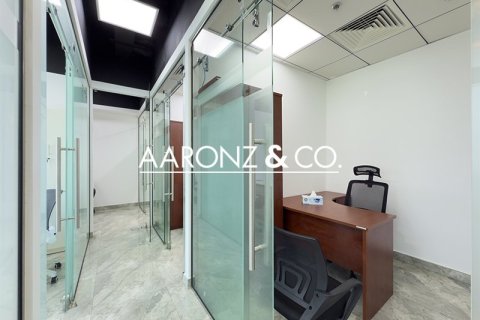Office in Business Bay, Dubai 104.7 sq.m. № 78348 - photo 12