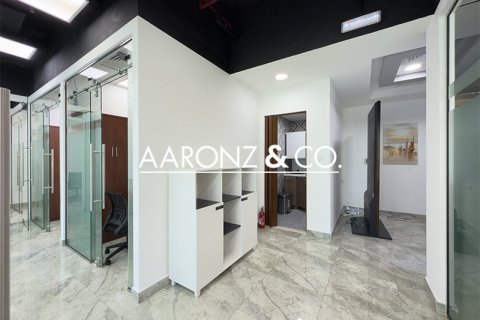 Office in Business Bay, Dubai 104.7 sq.m. № 78348 - photo 4