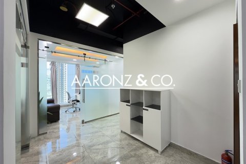 Office in Business Bay, Dubai 104.7 sq.m. № 78348 - photo 15