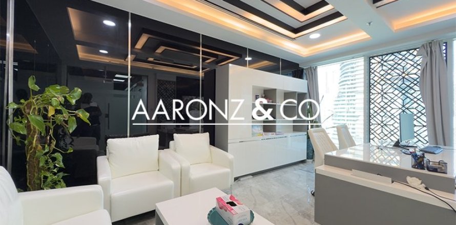 Office in Business Bay, Dubai 104.7 sq.m. № 78348