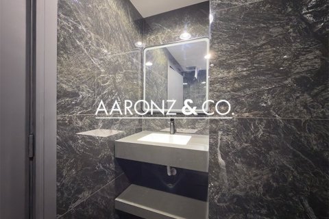 Bureau à Jumeirah Lake Towers, Dubai, 87.4 m², № 78344 - photo 11