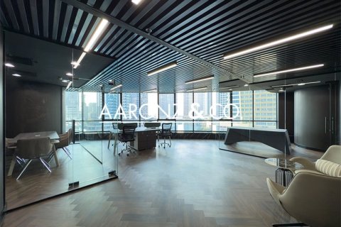 Bureau à Jumeirah Lake Towers, Dubai, 87.4 m², № 78344 - photo 3