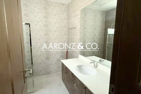 Villa en Al Furjan, Dubai, 4 dormitorios, 611.3 m², № 78345 - foto 7