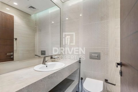 Apartamento en Business Bay, Dubai, 3 dormitorios, 153.94 m², № 135647 - foto 2