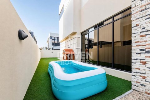 Villa en Richmond, DAMAC Hills (Akoya by DAMAC), Dubai, 3 dormitorios, 324.05 m², № 140727 - foto 16