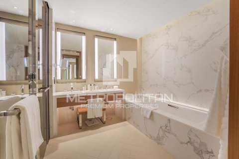 Apartment in The Address Residences Dubai Opera, Downtown Dubai (Downtown Burj Dubai), Dubai 2 bedrooms, 124 sq.m. № 8725 - photo 17
