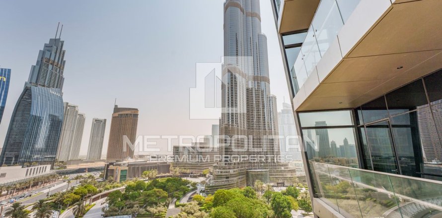 Apartment in The Address Residences Dubai Opera, Downtown Dubai (Downtown Burj Dubai), Dubai 2 bedrooms, 124 sq.m. № 8725