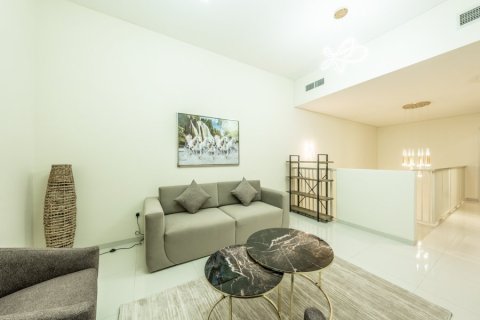 Снять в аренду таунхаус в Flora, DAMAC Hills (Akoya by DAMAC), Дубай: 4 спальни, 393.51016613м², № 12534 - фото 4