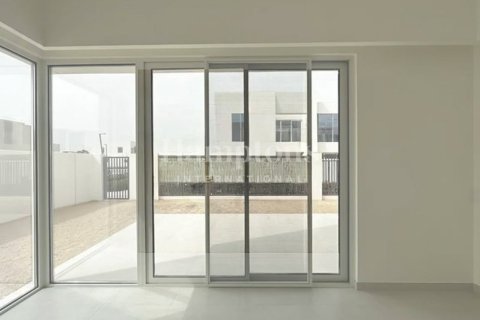 Снять в аренду таунхаус в Al Manara, Jumeirah Village Triangle, Дубай: 4 спальни, 205.96595100м², № 12535 - фото 5