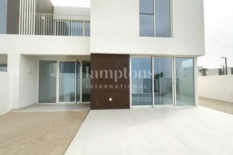 Снять в аренду таунхаус в Al Manara, Jumeirah Village Triangle, Дубай: 4 спальни, 205.96595100м², № 12535 - фото 7