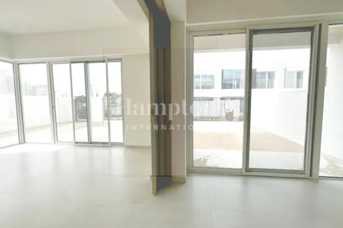 Снять в аренду таунхаус в Al Manara, Jumeirah Village Triangle, Дубай: 4 спальни, 205.96595100м², № 12535 - фото 9