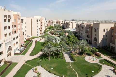 Apartment in Al Furjan, Dubai 3 bedrooms, 168 sq.m. № 67771 - photo 1