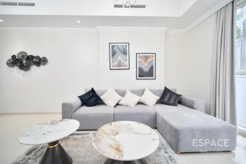 شقة في وسط مدينة دبي, دبي 1غرف نوم, 90 م² رقم 61558 - صورة 2