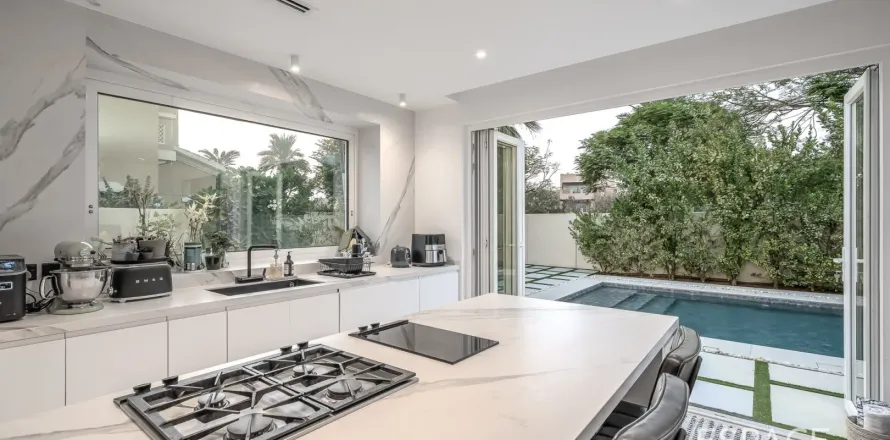 فيلا في المرابع العربية, دبي 5 غرف نوم , 483 م² رقم 61556