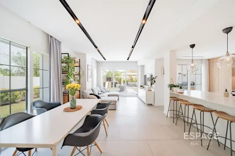 Villa à Arabian Ranches, Dubai, 3 chambres, 226 m², № 61557 - photo 1