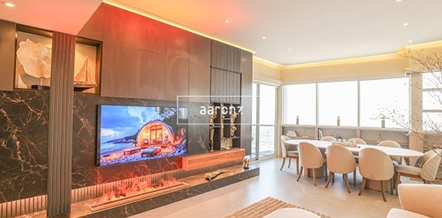 Квартира в Джумейра Лейк Тауэрс, Дубай, 3 спальни, 164.7м², № 12254