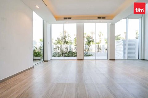 Villa in Al Barari, Dubai 4 bedrooms, 459.2 sq.m. № 70552 - photo 1