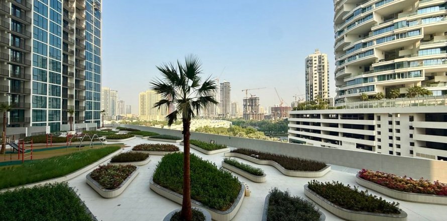 Квартира в Дубае, 1 спальня, 77.9м², № 70566