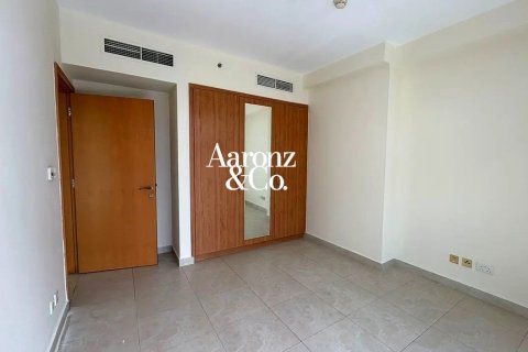 Appartement à Jumeirah Lake Towers, Dubai, 3 chambres, 123 m², № 114457 - photo 2