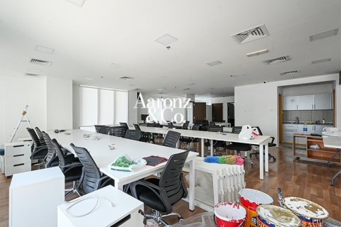 Купить офис в Бизнес-Бэе, Дубай: 235м², № 114460 - фото 4