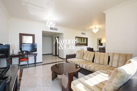 Appartement à Jumeirah Beach Residence, Dubai, 2 chambres, 136 m², № 114459 - photo 2