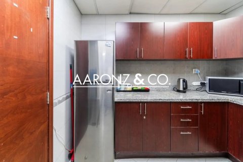 Oficina en Business Bay, Dubai, 155 m², № 95275 - foto 9