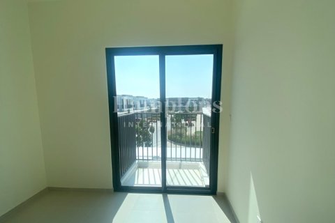 Townhouse in Dubai South (Dubai World Central), Dubai 3 bedrooms, 144.31923632 sq.m. № 95291 - photo 2