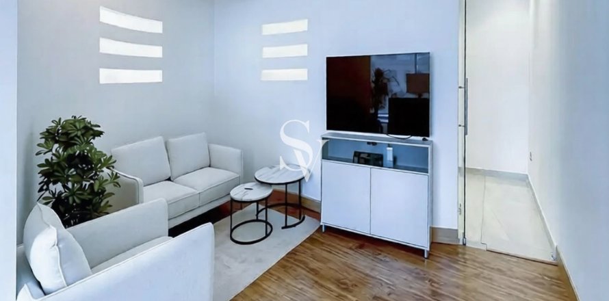 Офис в Бизнес-Бэе, Дубай, 81м², № 111189