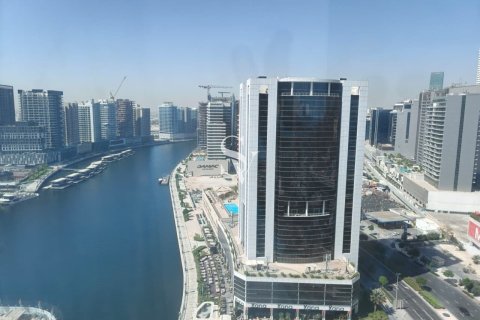 Снять в аренду офис в B2B Tower, Бизнес-Бэй, Дубай: 54м², № 111187 - фото 8