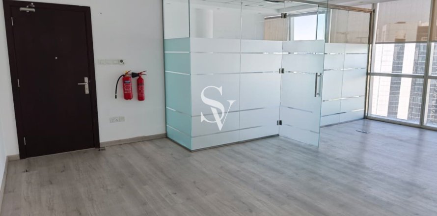 Офис в B2B Tower, Бизнес-Бэй, Дубай, 54м², № 111187