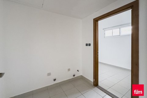 Villa en Dubai, 3 dormitorios, 274.4 m², № 23868 - foto 26