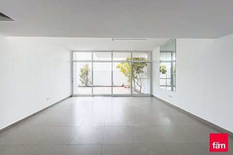 Villa en Dubai, 3 dormitorios, 274.4 m², № 23868 - foto 16
