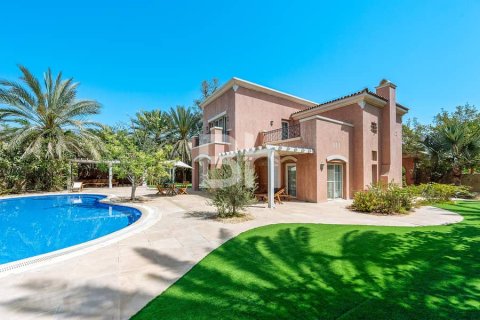 Villa in Arabian Ranches, Dubai 5 bedrooms, 424 sq.m. № 22002 - photo 16