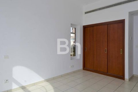 Villa in Arabian Ranches, Dubai 5 bedrooms, 424 sq.m. № 22002 - photo 8