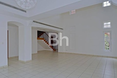 Villa in Arabian Ranches, Dubai 5 bedrooms, 424 sq.m. № 22002 - photo 4