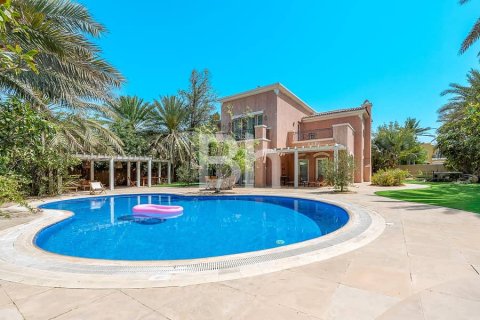 Villa in Arabian Ranches, Dubai 5 bedrooms, 424 sq.m. № 22002 - photo 18