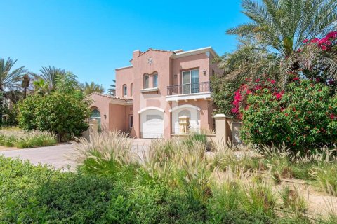 Villa in Arabian Ranches, Dubai 5 bedrooms, 424 sq.m. № 22002 - photo 23