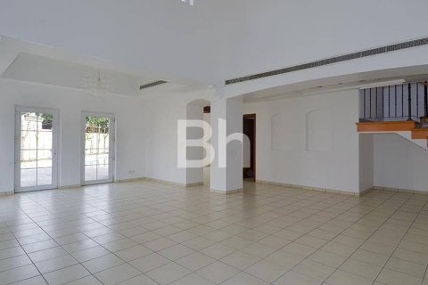 Villa in Arabian Ranches, Dubai 5 bedrooms, 424 sq.m. № 22002 - photo 5