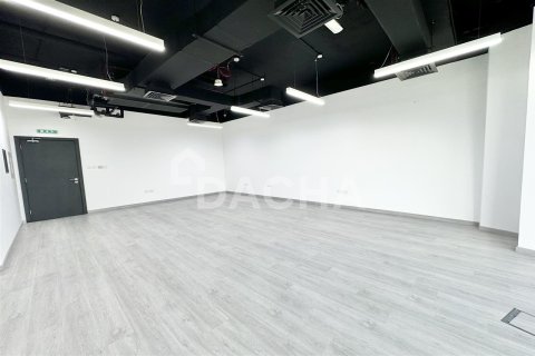 Снять в аренду офис в B2B Tower, Бизнес-Бэй, Дубай: 1 комната, 49.3м², № 6447 - фото 3