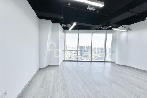 Снять в аренду офис в B2B Tower, Бизнес-Бэй, Дубай: 1 комната, 49.3м², № 6447 - фото 8