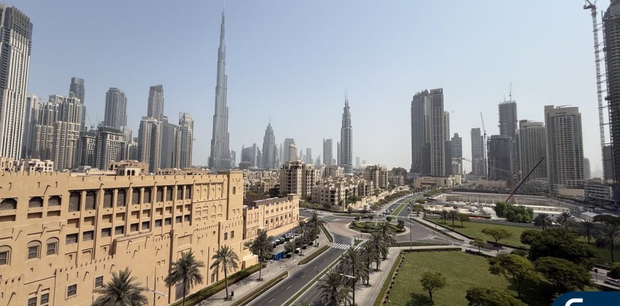 Квартира в Даунтаун Дубай (Даунтаун Бурдж Дубай), Дубай, 3 спальни, 195м², № 75260