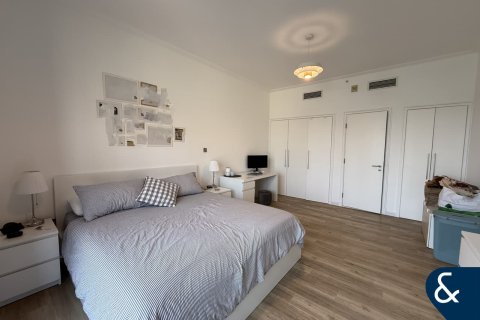 Купить квартиру в Даунтаун Дубай (Даунтаун Бурдж Дубай), Дубай: 3 спальни, 195м², № 75260 - фото 7