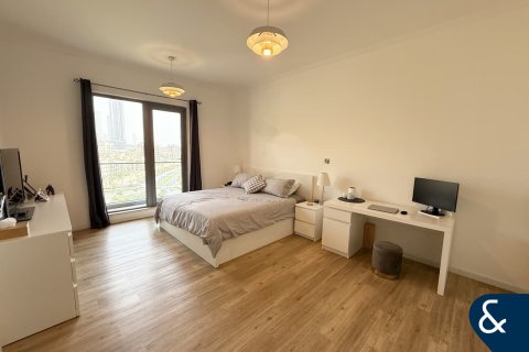 Купить квартиру в Даунтаун Дубай (Даунтаун Бурдж Дубай), Дубай: 3 спальни, 195м², № 75260 - фото 5