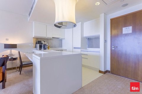 Снять в аренду квартиру в Даунтаун Дубай (Даунтаун Бурдж Дубай), Дубай: 1 спальня, 71.3м², № 90477 - фото 13