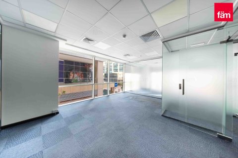 Купить офис в Бизнес-Бэе, Дубай: 392.1м², № 90476 - фото 2