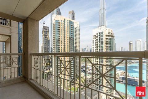 Снять в аренду квартиру в Даунтаун Дубай (Даунтаун Бурдж Дубай), Дубай: 2 спальни, 133.8м², № 90484 - фото 2