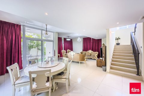 Villa en Dubai, 6 dormitorios, 322 m², № 55146 - foto 13