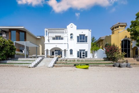 Купить виллу в Garden Homes, Пальма Джумейра, Дубай: 5 спален, 679м², № 142408 - фото 3