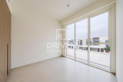 Townhouse in The Valley, Dubai 4 bedrooms, 258.08 sq.m. № 127659 - photo 8